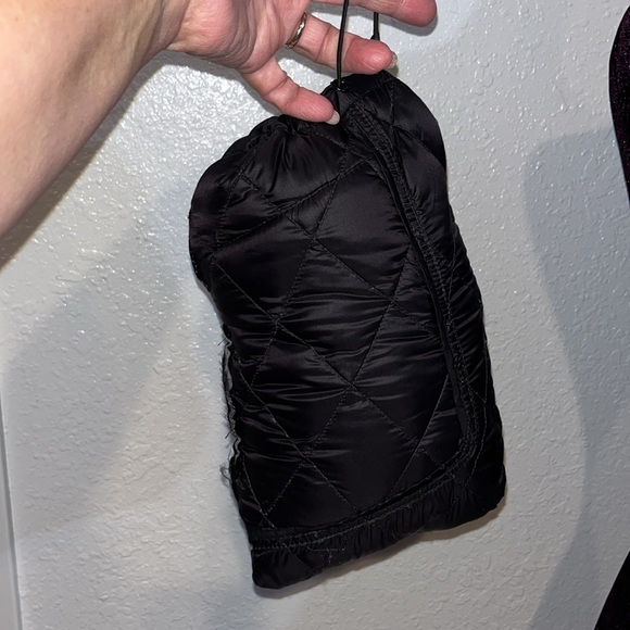 Calvin Klein Performance Down Filled Packable vest - Picture 13 of 13